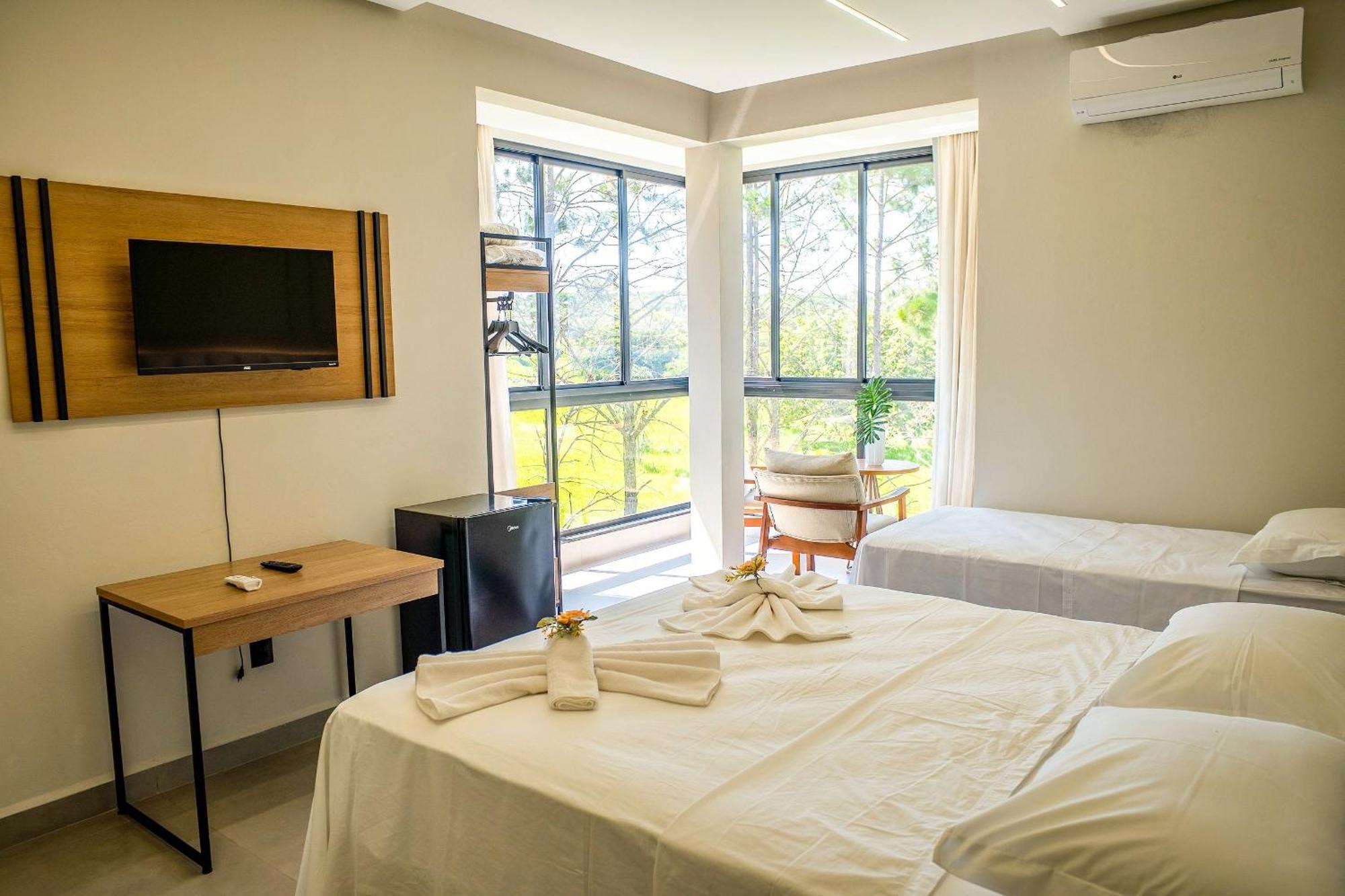 Pousada Com Piscina, Jacuzzi E Com Vista Em Capitolio - Casa Decore Luaran gambar